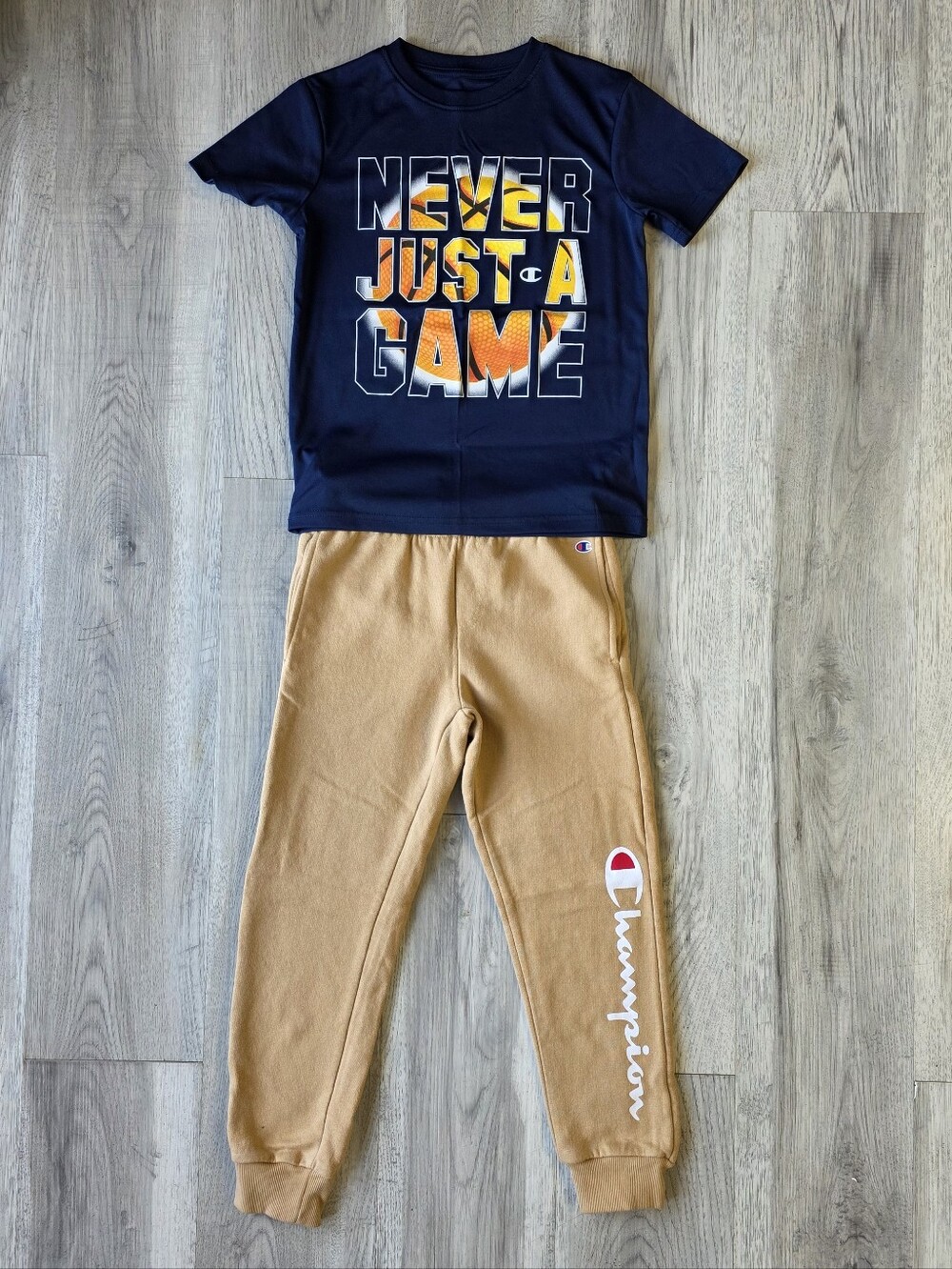 Champion Boys Basketball Tee & Joggers Outfit Lot Size 7/8–8